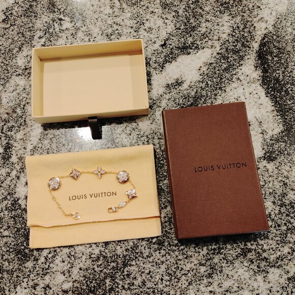 Louis Vuitton Women's Bracelet - Picture 1 of 15